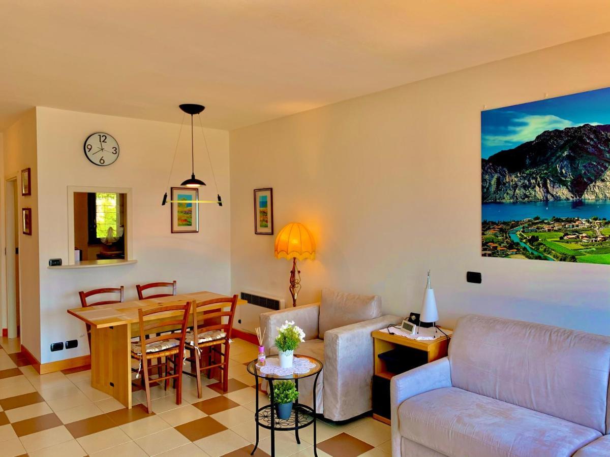 Sky&Pool Dom Apartment Riva del Garda Exterior photo
