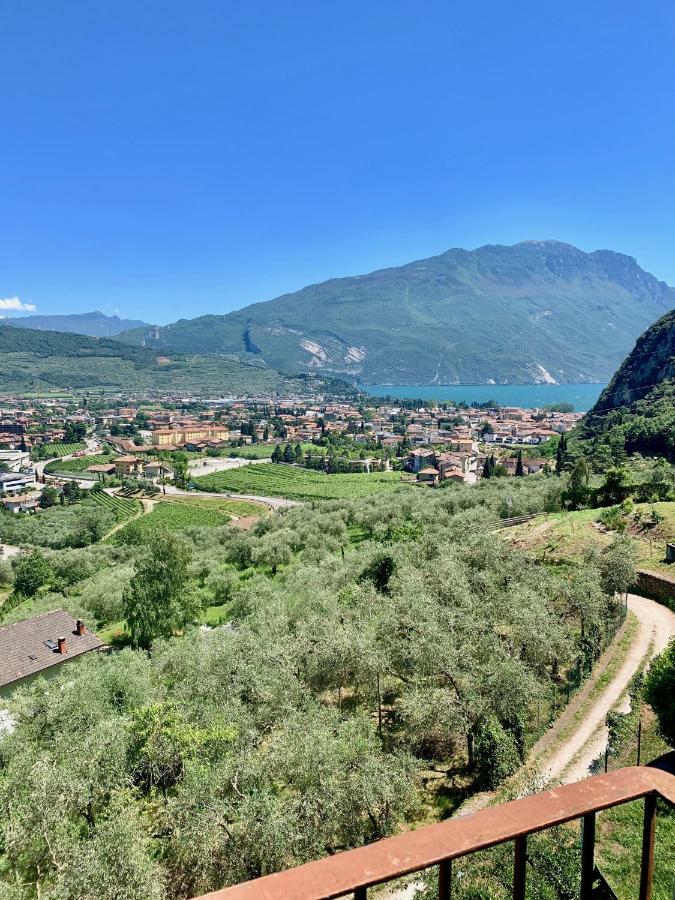 Sky&Pool Dom Apartment Riva del Garda Exterior photo